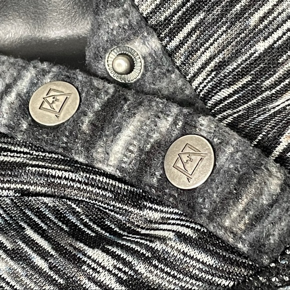 AVALANCHE space dye performance top | M - Picture 7 of 10